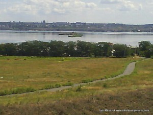 Остров Константиновская батарея в лимане.