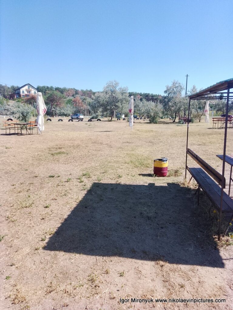 Беседки на базе отдыха "Маяк" в Николаеве.