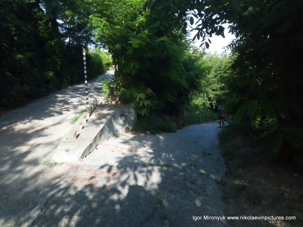 Переулок Звёздный в Соляных и спуск вниз, Николаев.