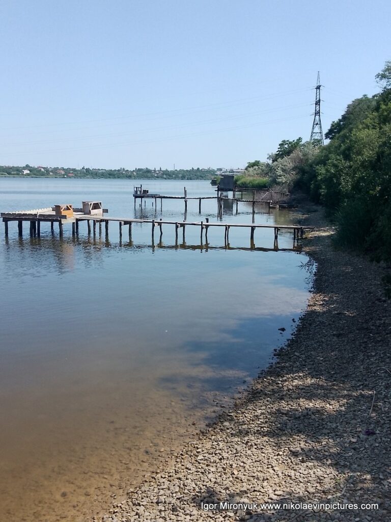 Пирсы Улицы Скалистой в Соляных, в Николаеве.