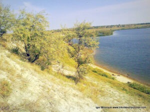 Обрыв в Порожнече - пустыре на Северном, в Николаеве.