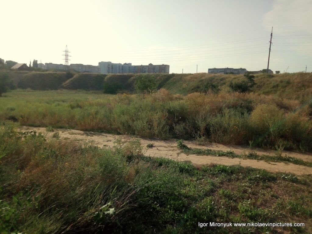 Фото лощины на северо-западе Порожнечи в Николаеве.