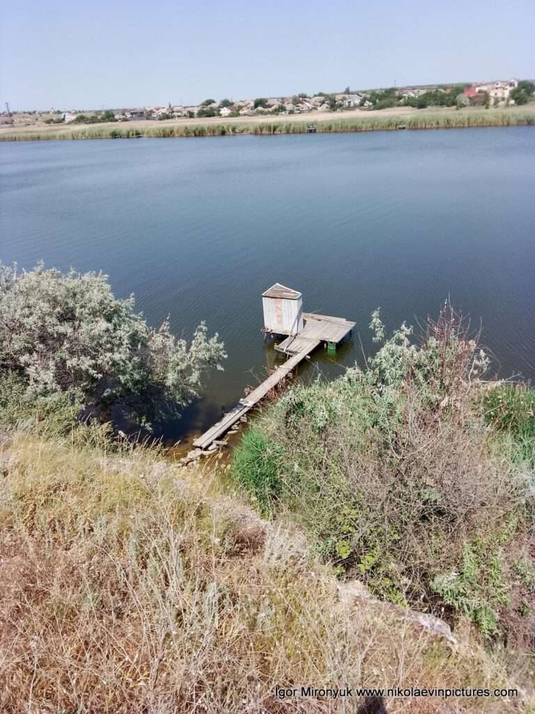 Рыбацкий мостик на Улице Скалистой в Соляных, в Николаеве.