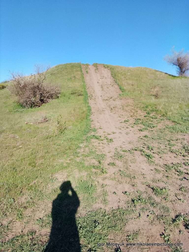 Это трасса для внедорожных гонок Matviievka MX Track в Матвеевке, Николаев.