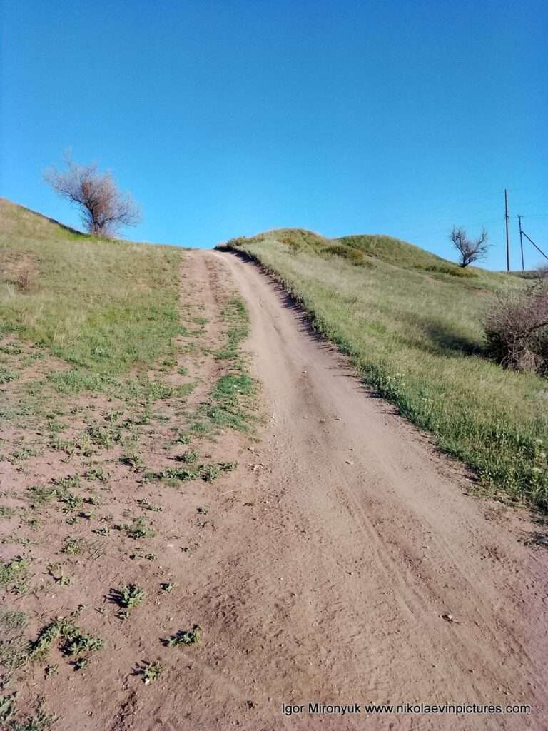 Это трасса для внедорожных гонок Matviievka MX Track в Матвеевке, Николаев.