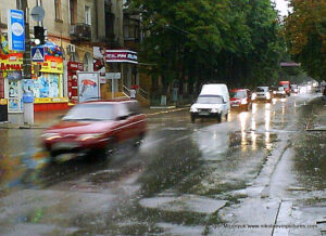 Дождь на Советской, в Николаеве.