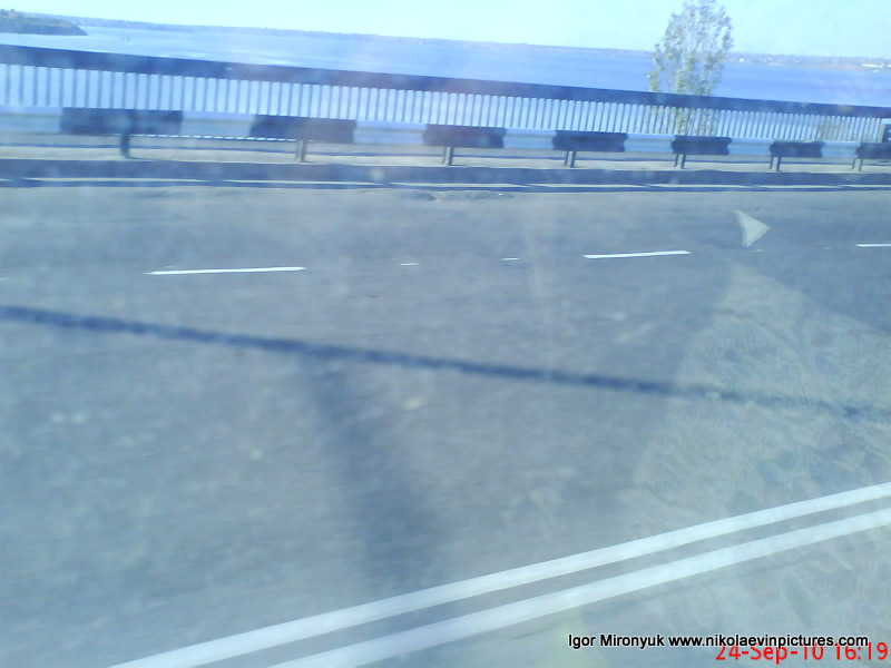 На мосту в Николаеве.