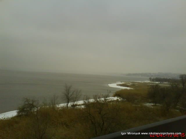 Пляж "Стрелка" в Парке Победы, в Николаеве зимой.