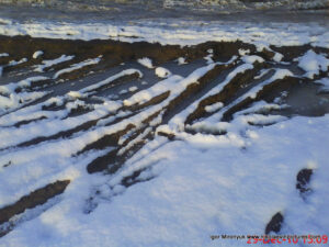 Следы от машин зимой