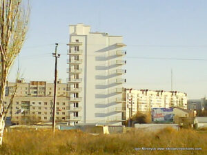 Белое здание на Северном, в Николаеве.