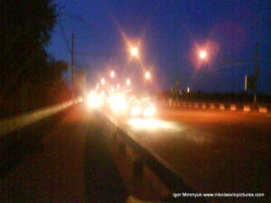 Ночная фотография Ингульского моста в Николаеве.