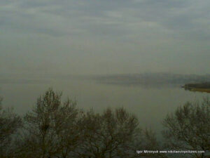 В Николаеве туман.