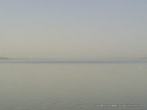 Вода и туман.