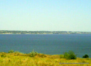 Пустырь Wonderland. Рельеф в Николаеве.