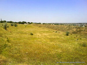 Wonderland. Рельеф в Николаеве. Впадина, "Природный стадион".