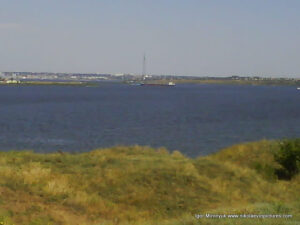 Пустырь Wonderland. Рельеф в Николаеве.