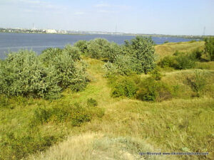 Пустырь Wonderland. Рельеф в Николаеве.