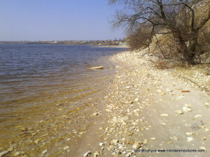 Каменистый берег Южного Буга в Николаеве.