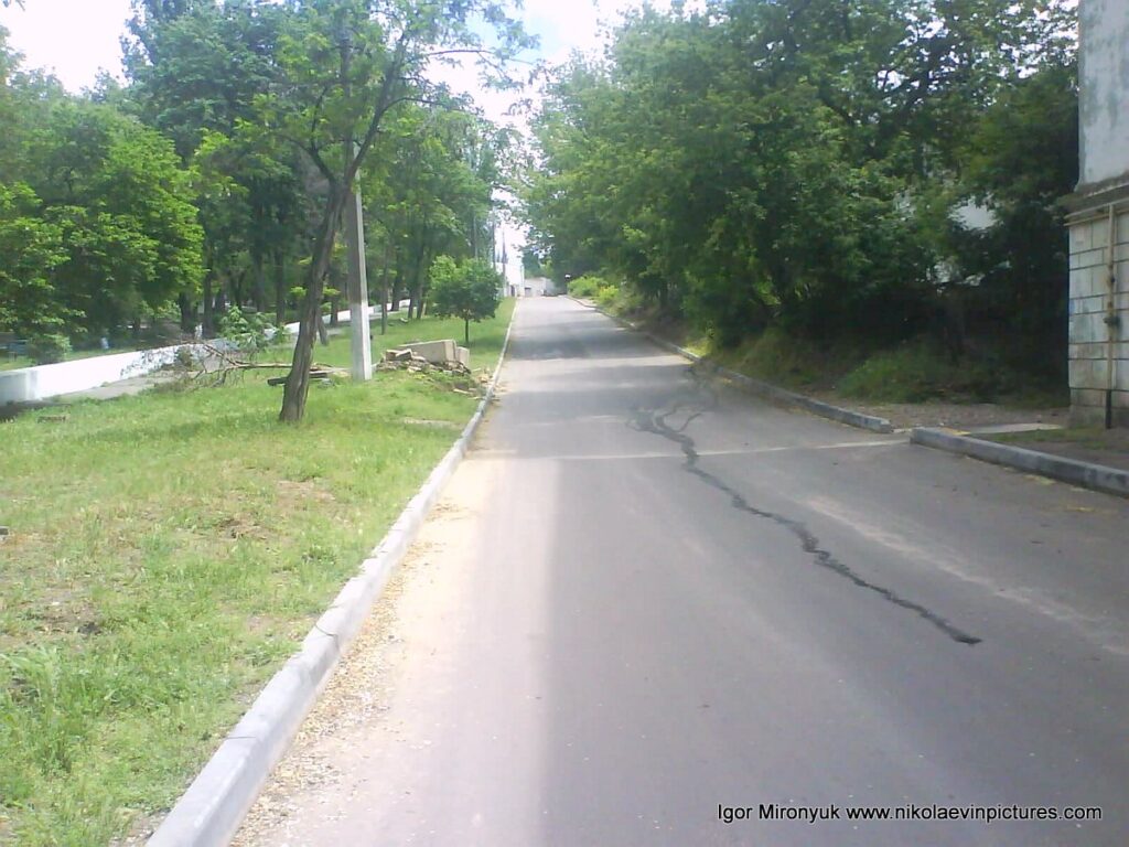 Улица Бугский спуск в Николаеве.